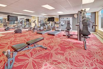 Park Plaza Park Plaza II Apartments - Fitness Center